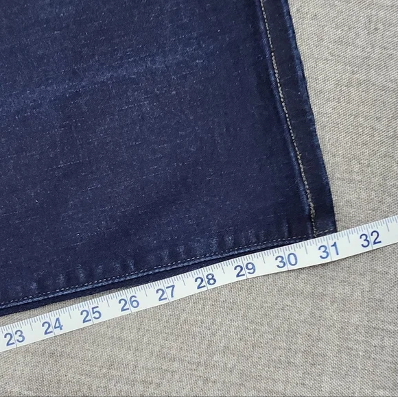 Levis 529 Curvy Bootcut Stretch Denim Dark Wash Jeans. 16 - Picture 6 of 12